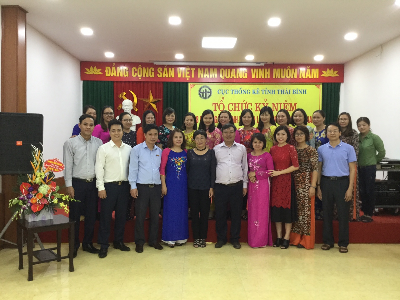 Cục Thống kê Thái Bình tổ chức Lễ kỷ niệm 88 năm thành lập Hội Liên hiệp phụ nữ Việt Nam và tọa đàm với nhà thơ Phan Thị Thanh Nhàn