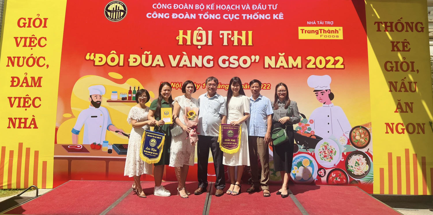 Cục Thống kê Thái Bình tham dự Hội thi "Đôi đũa vàng GSO" năm 2022 nhân dịp kỷ niệm 92 năm ngày thành lập Hội Liên hiệp Phụ nữ Việt Nam